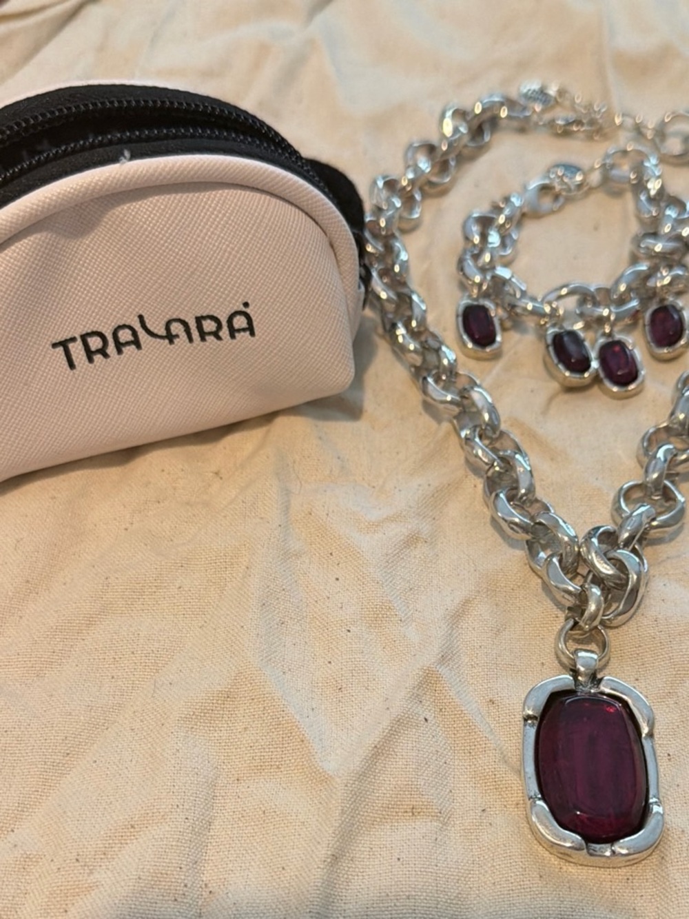 Tra-La-Rá Silver Chain Necklace and Bracelet Set with Purple Gemstones